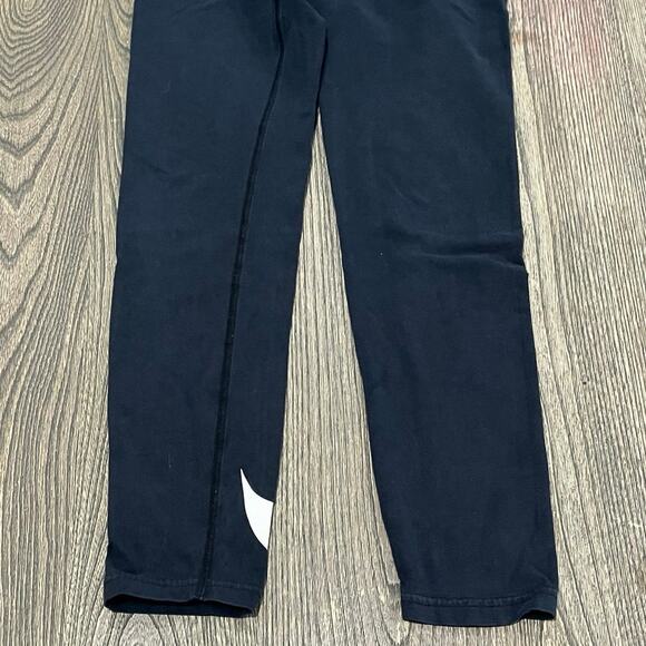 Nike Girls Youth Mid Rise Elastic Waist Pull-On Swoosh Print Logo Black Size L - Picture 2 of 9